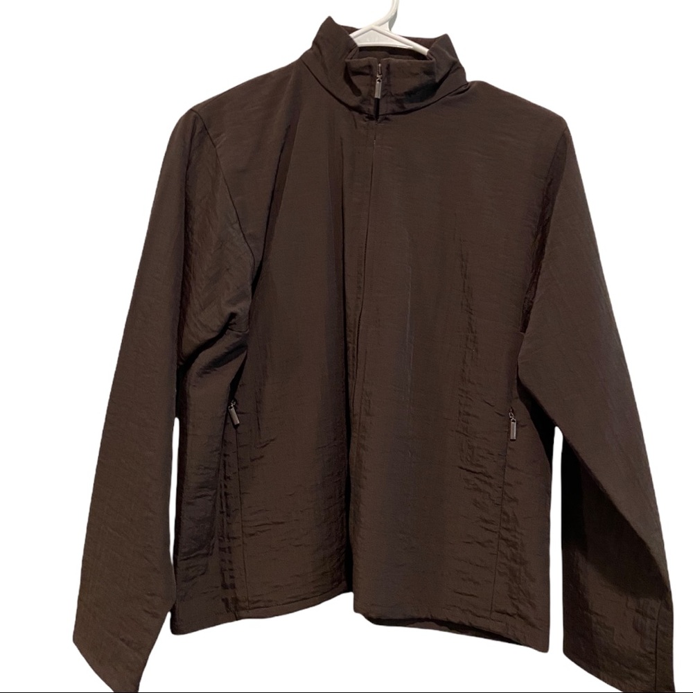 Eileen Fischer Chocolate Brown Zip front jacket. Small petite